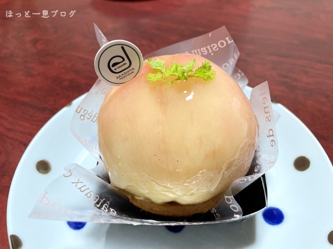 momokatsu-akashiya-tart-peche